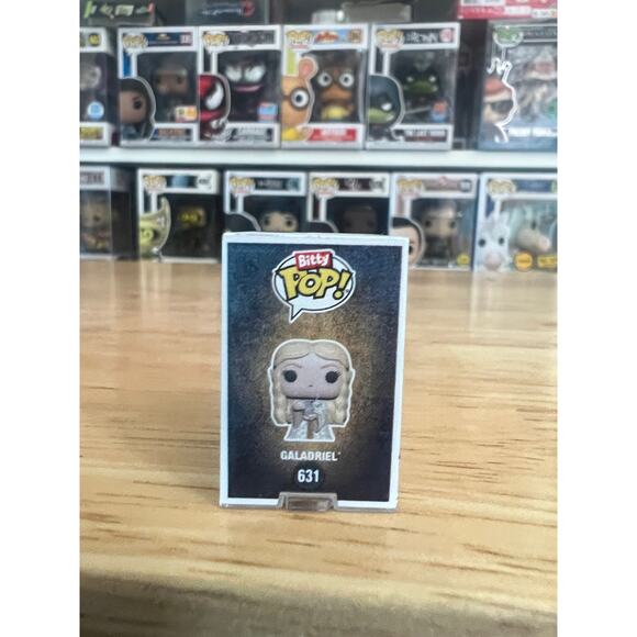 BITTY Galadriel Lord of the Rings Funko Pop #631 LOTR Fantasy Blachett Cate Film - Picture 2 of 6